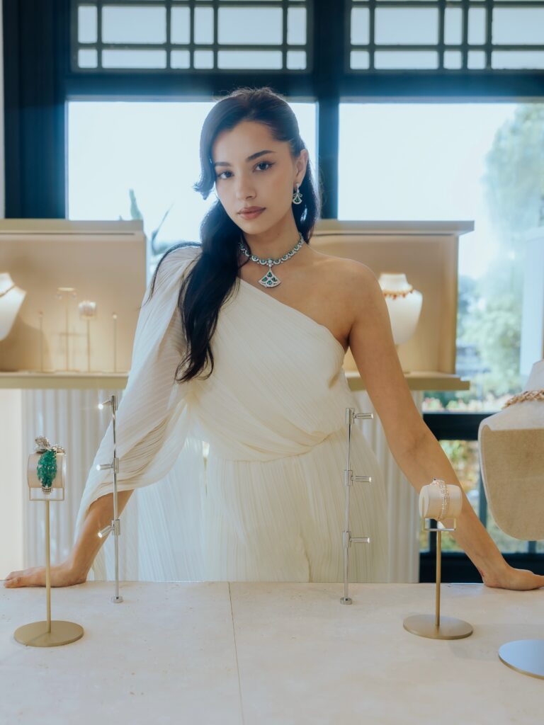 Bvlgari,
Amelia Henderson,
High Jewellery,
Luxury Jewellery,
Fine Jewellery,
Jewellery Trends,
Serpenti,
Divas Dream,
Singapore Events,
Luxury Fashion,
Celebrity Style,
Malaysian Celebrities,
Jewellery Inspiration,
Bvlgari Singapore,