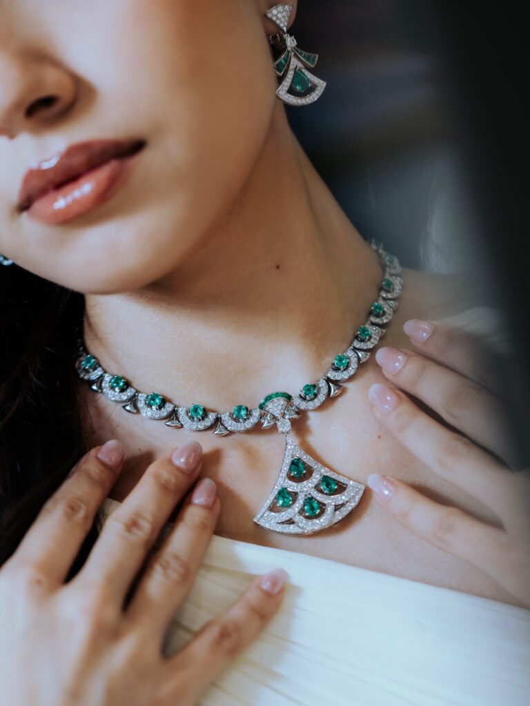 Bvlgari,
Amelia Henderson,
High Jewellery,
Luxury Jewellery,
Fine Jewellery,
Jewellery Trends,
Serpenti,
Divas Dream,
Singapore Events,
Luxury Fashion,
Celebrity Style,
Malaysian Celebrities,
Jewellery Inspiration,
Bvlgari Singapore,